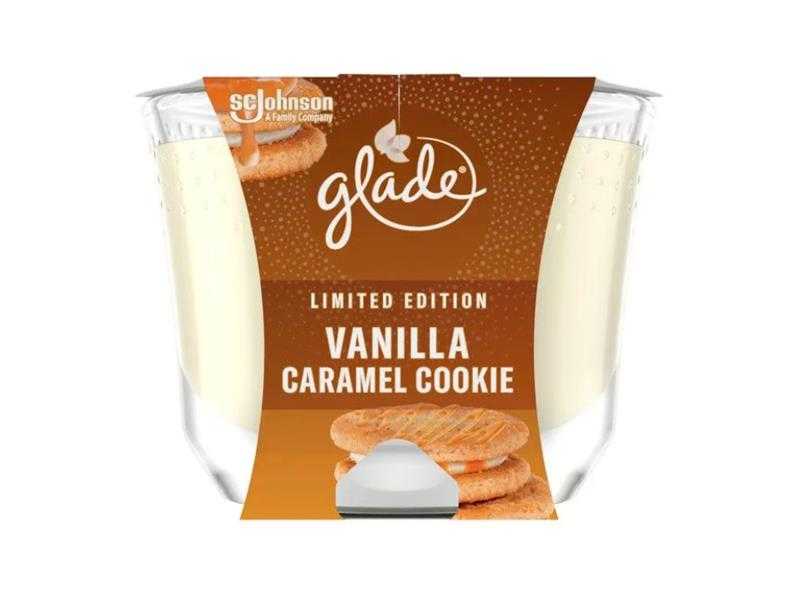 GLADE Maxi svíčka Vanilla Caramel Cookie 224g