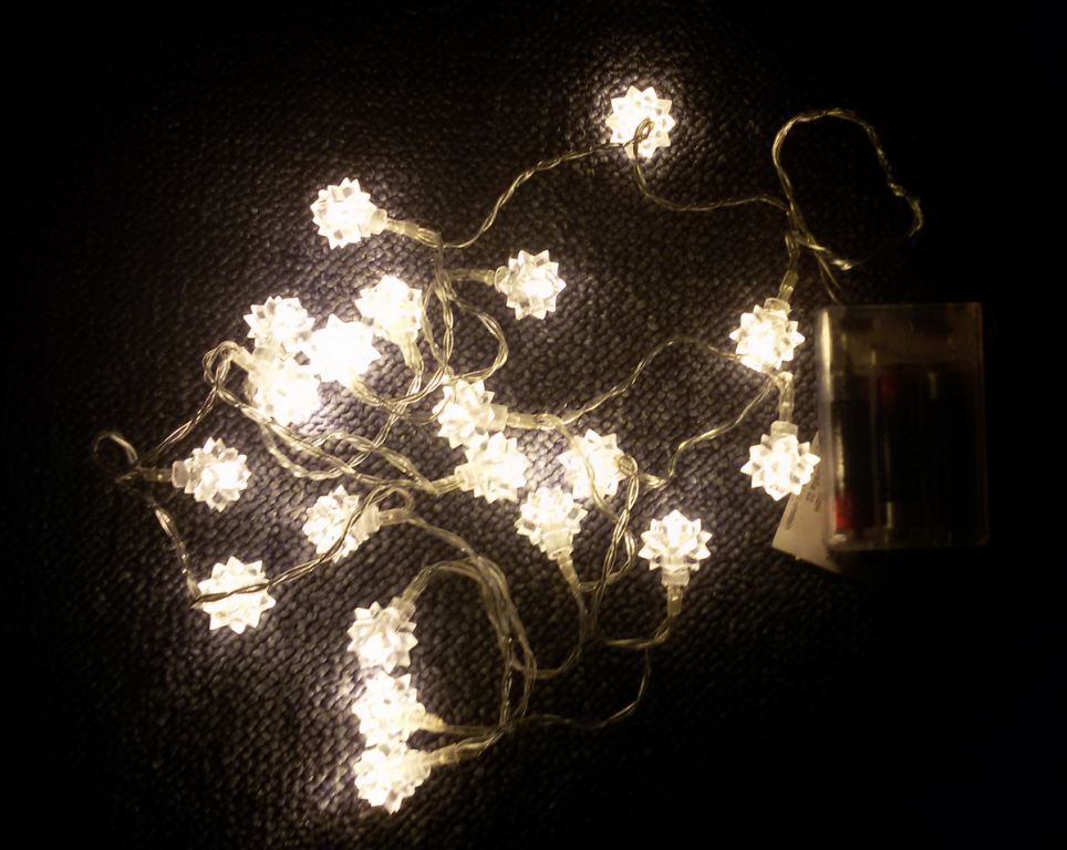 Nexos 33469 Vánoční dekorace - Sněhová hvězda - 20 LED teple bílá Nexos
