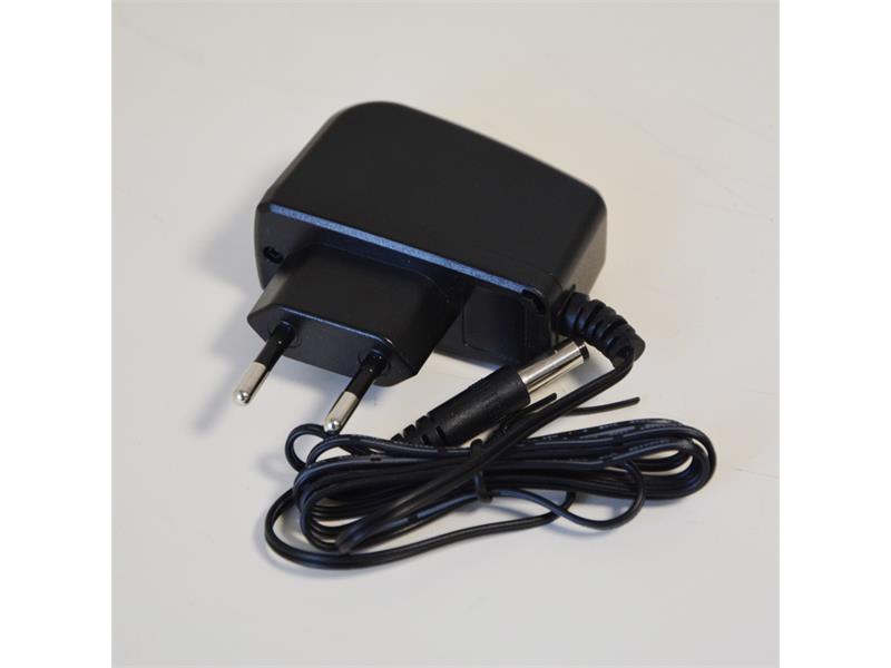 Pulzní zdroj 230V 50Hz / 5V 500mA - NÁLEZOVÝ STAV