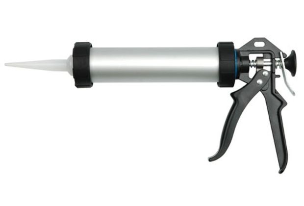 Pistole na kartuše 225 mm Yato